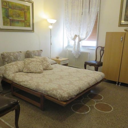 Rosy'S Otel Napoli Dış mekan fotoğraf