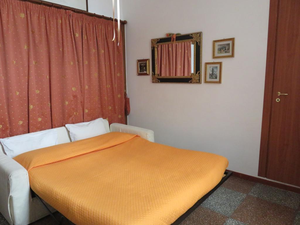 Rosy'S Otel Napoli Dış mekan fotoğraf