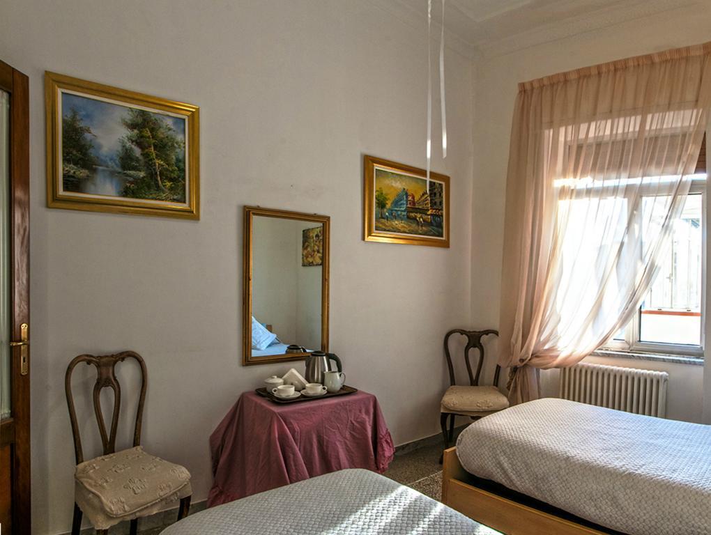 Rosy'S Otel Napoli Dış mekan fotoğraf