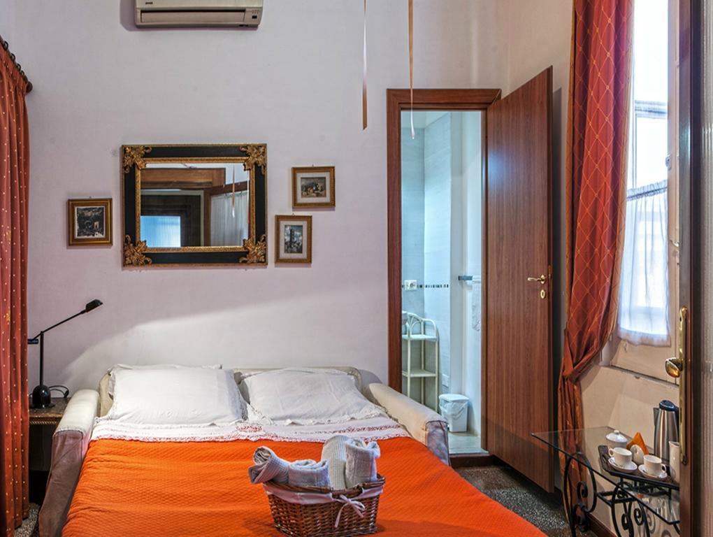 Rosy'S Otel Napoli Dış mekan fotoğraf